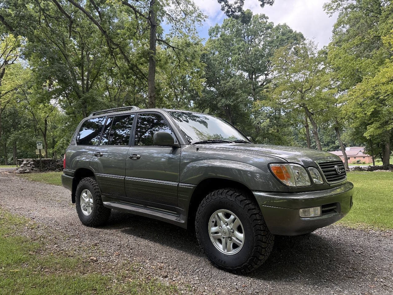 Used 2002 Lexus LX 470 4WD image 1