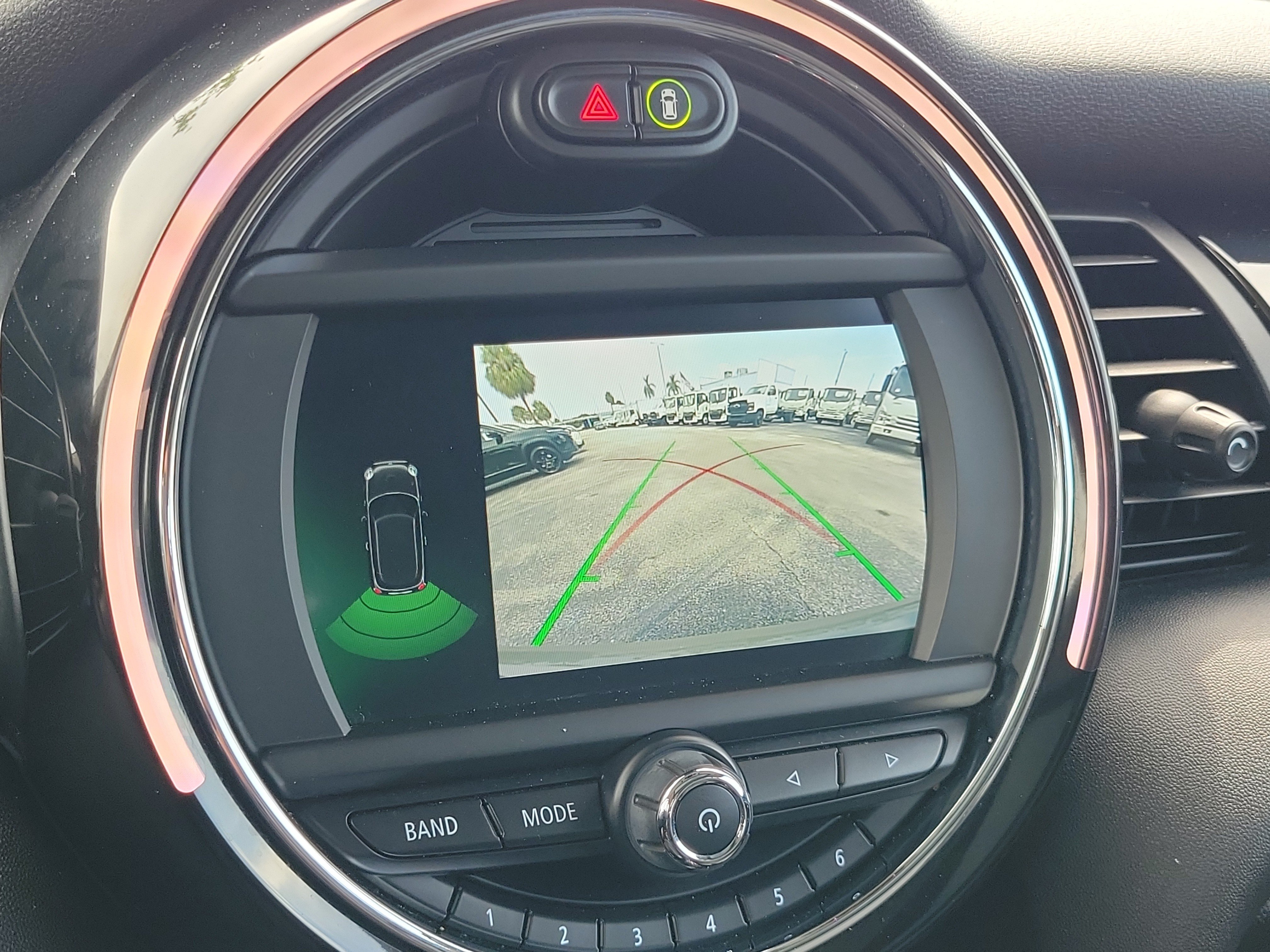 Used 2019 MINI Cooper S w/ Signature Upholstery Package FWD image 27