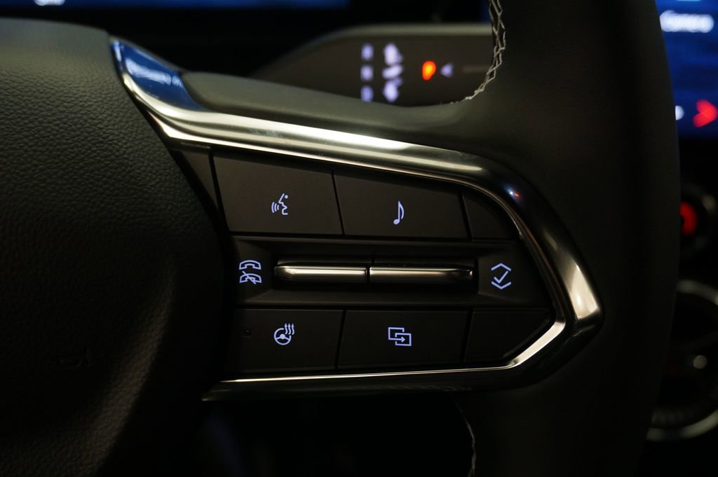 New 2026 Chevrolet Blazer EV LT image 18