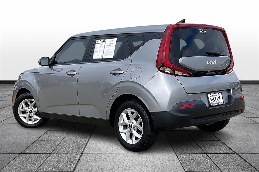 Certified 2022 Kia Soul LX w/ Technology Package image 11