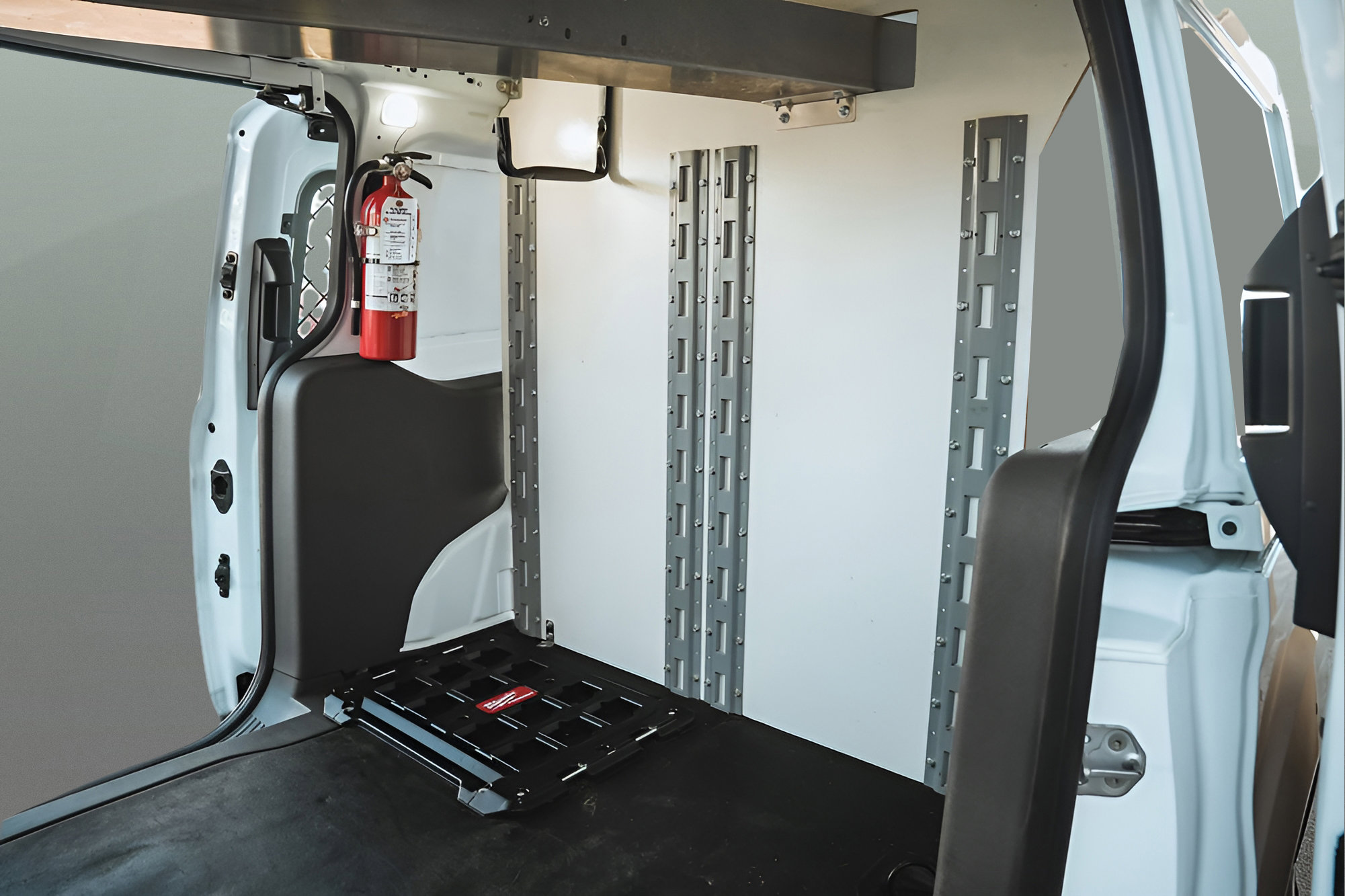 Used 2023 Ford Transit Connect XL image 13
