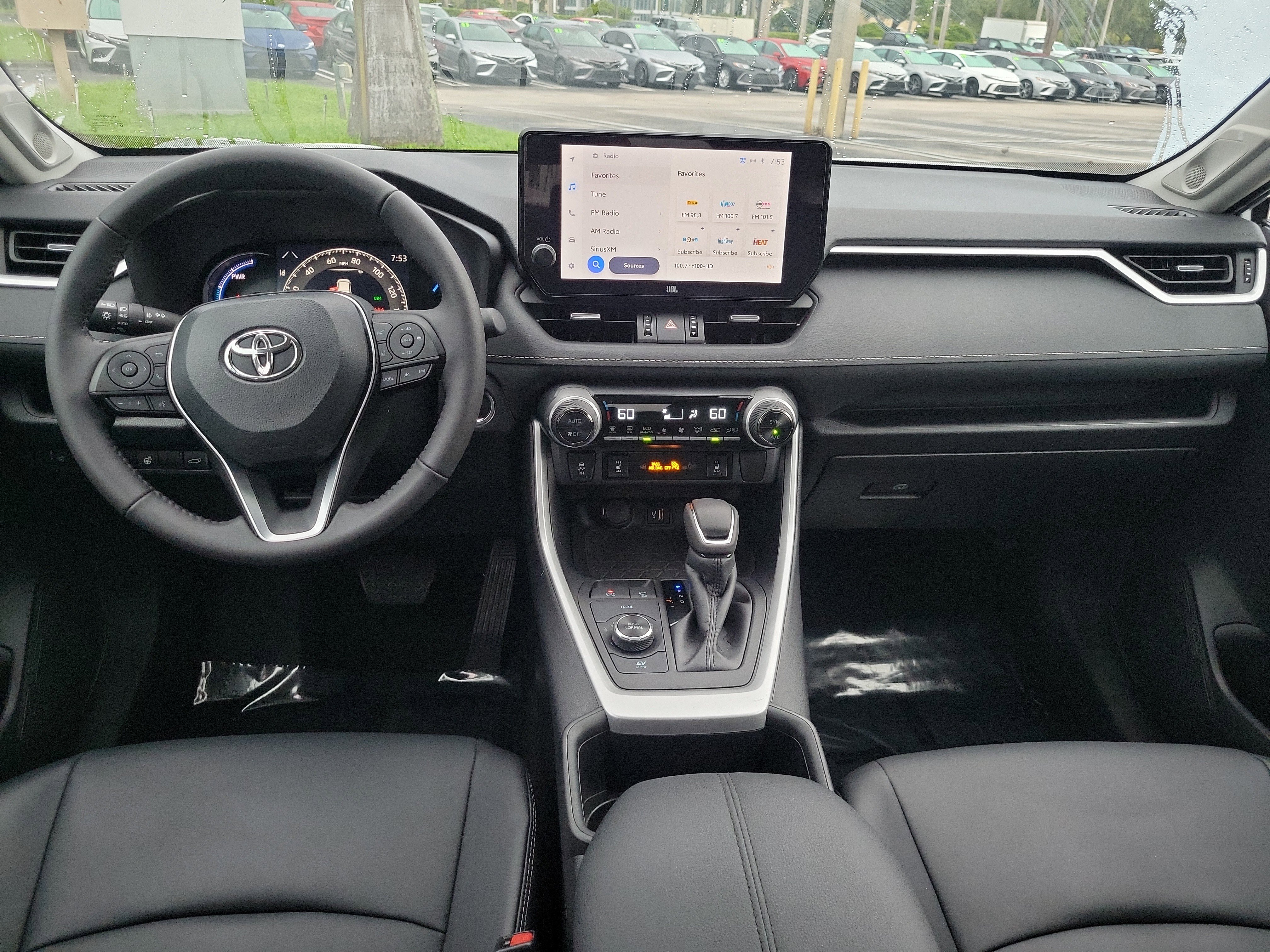 Used 2024 Toyota RAV4 XLE Premium image 11