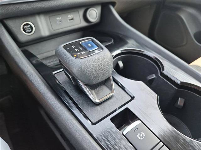 Used 2021 Nissan Rogue S FWD image 12