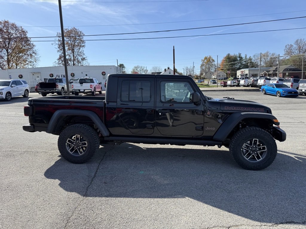 New 2026 Jeep Gladiator Mojave image 5