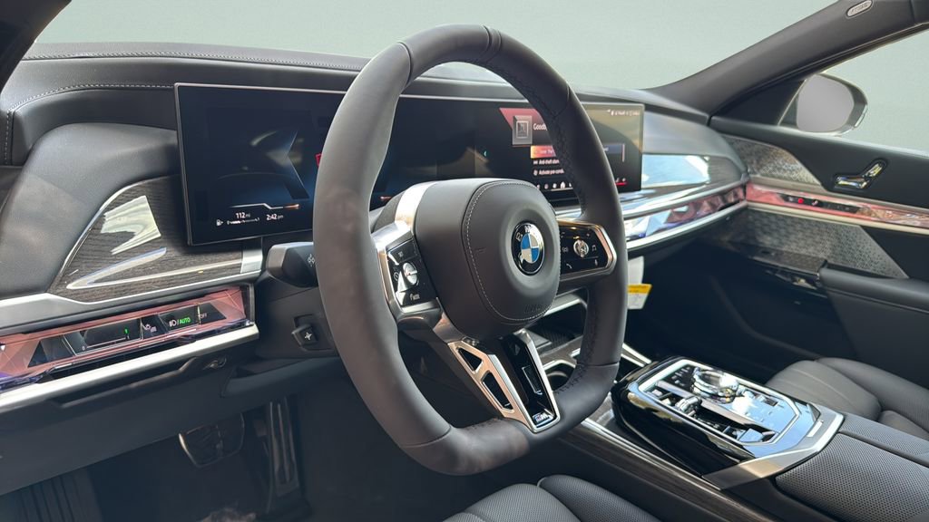 New 2026 BMW 760i xDrive image 17
