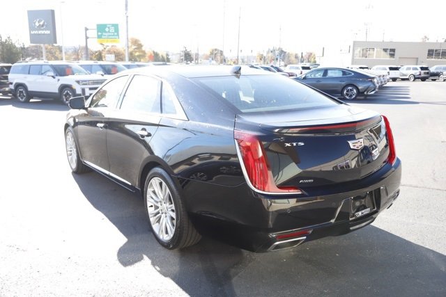 Used 2019 Cadillac XTS Luxury w/ Driver Awareness Package image 5