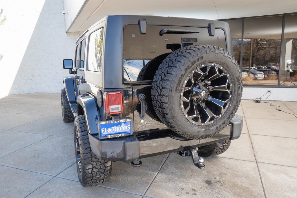Used 2018 Jeep Wrangler Unlimited Sahara w/ Max Tow Package image 5