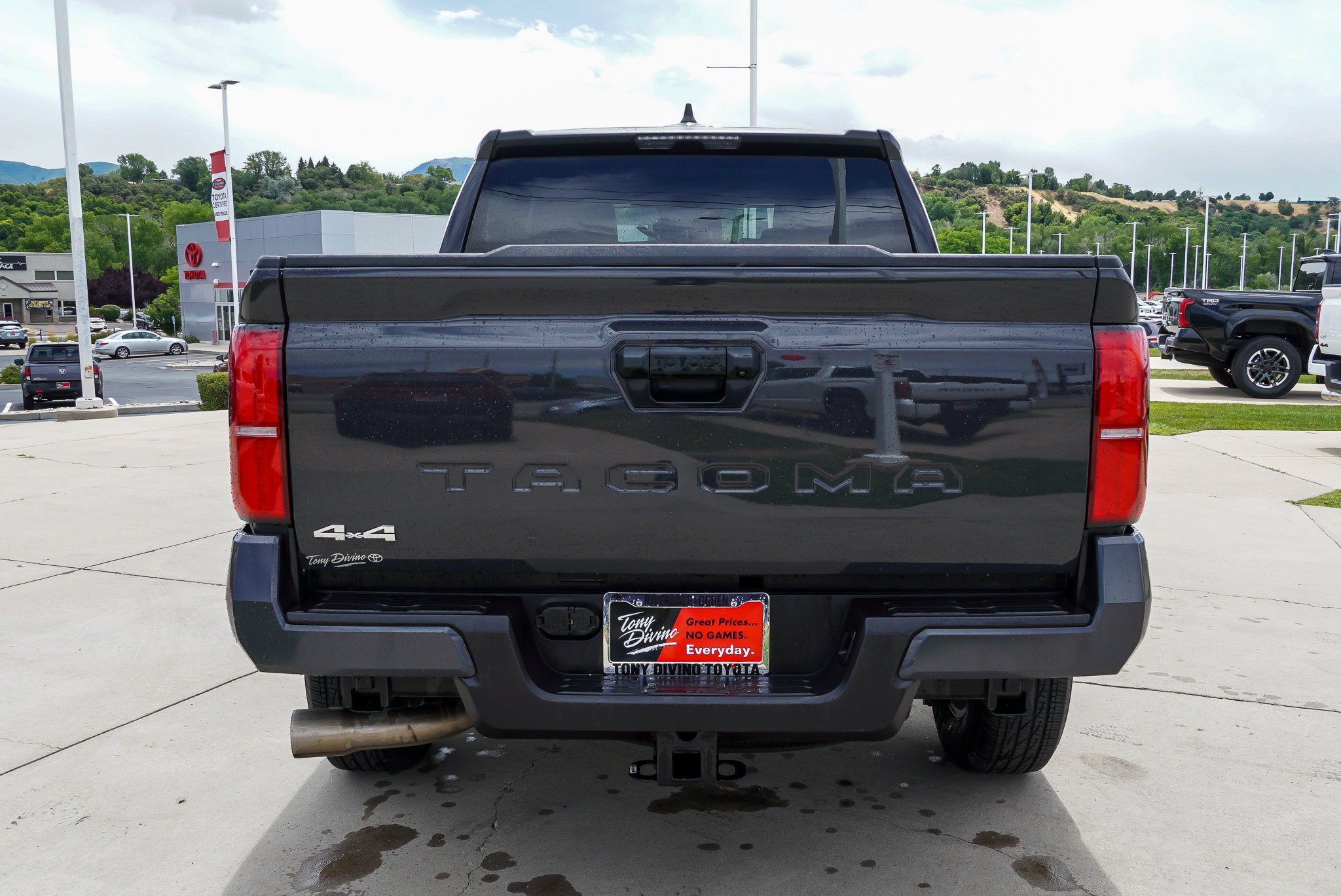 Certified 2025 Toyota Tacoma SR5 AWD/4WD image 7