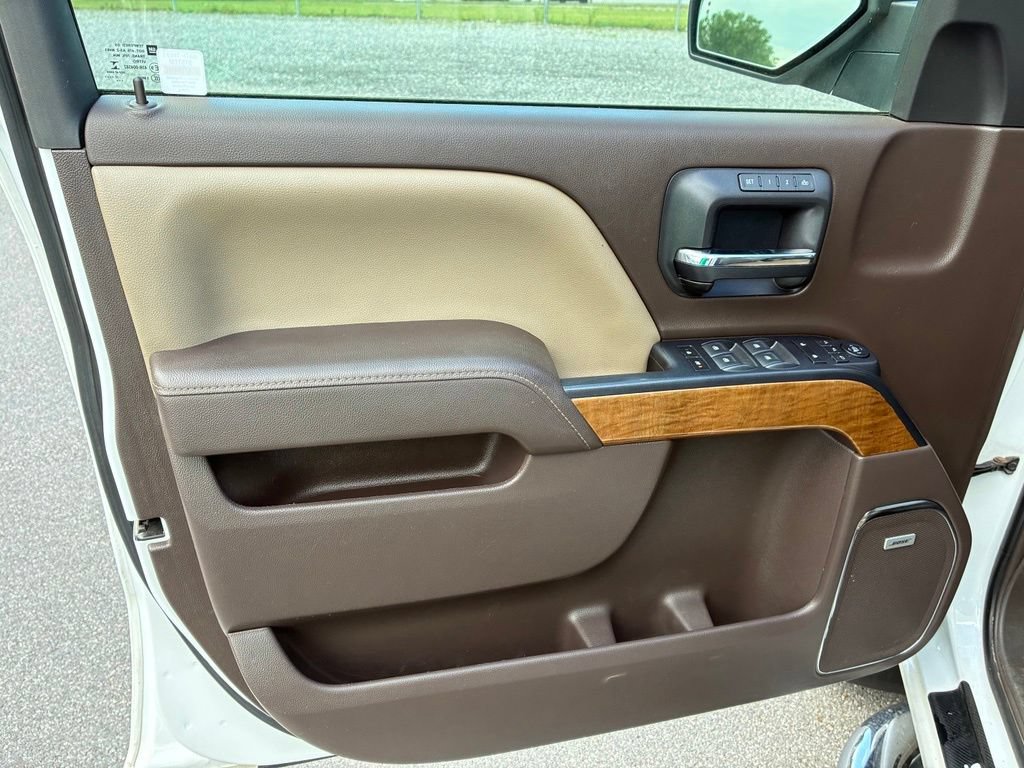 Used 2018 Chevrolet Silverado 1500 LTZ w/ Sport Package AWD/4WD image 17