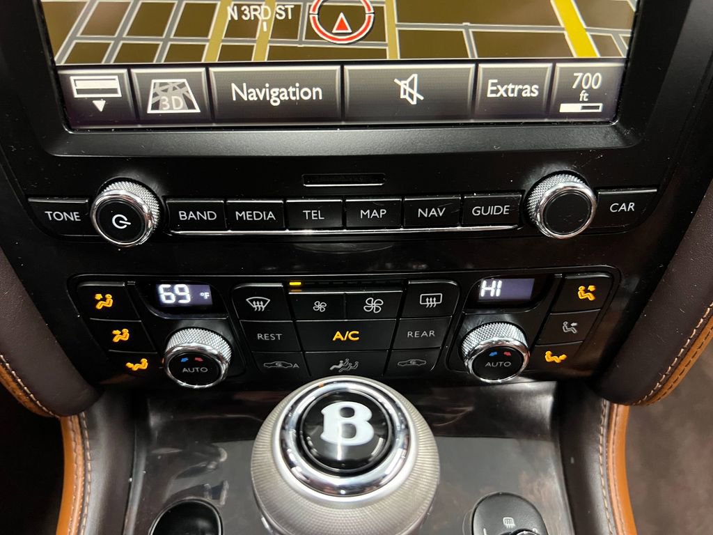 Used 2013 Bentley Flying Spur Flying Spur Speed image 16