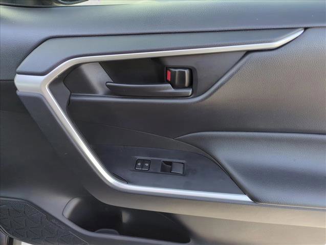 Used 2023 Toyota RAV4 LE image 25