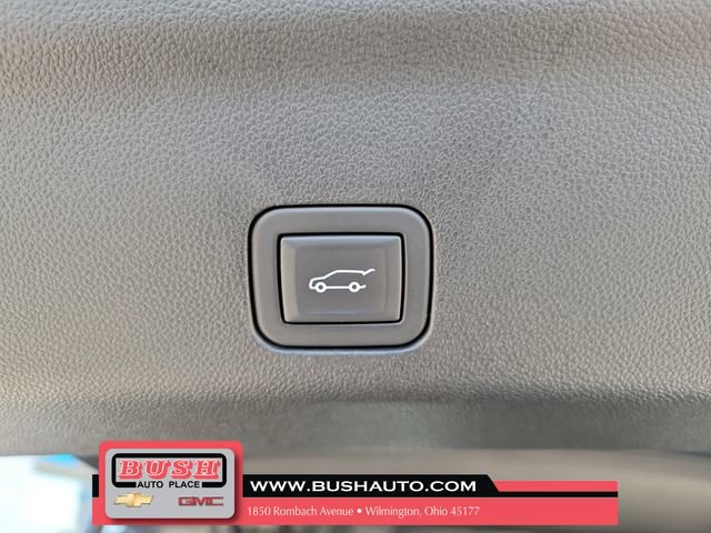 Used 2023 Chevrolet Suburban LT w/ LT Signature Plus Package image 9