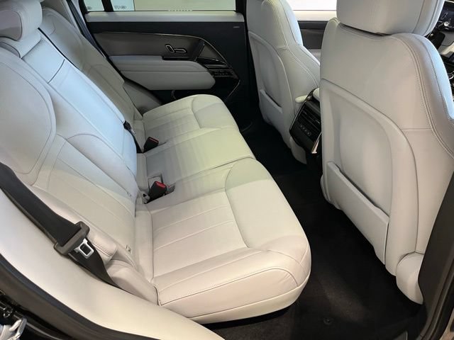 Used 2023 Land Rover Range Rover Sport SE AWD/4WD image 30