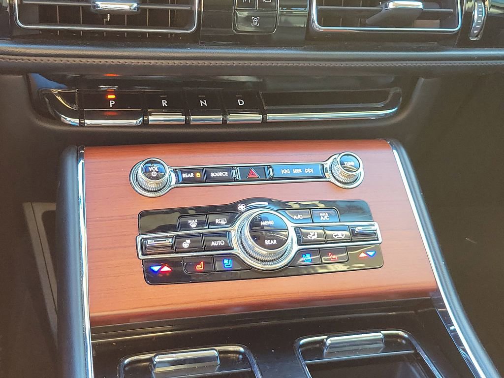 Used 2021 Lincoln Aviator Reserve w/ Equipment Group 208A image 29