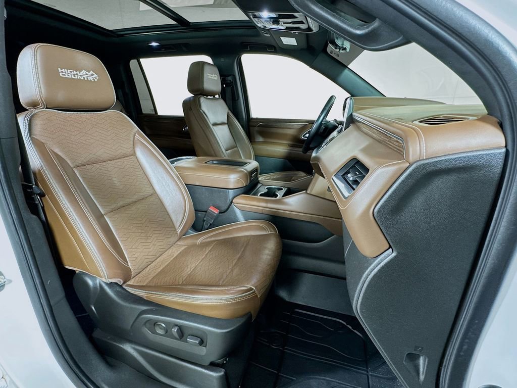 Used 2021 Chevrolet Suburban High Country image 29