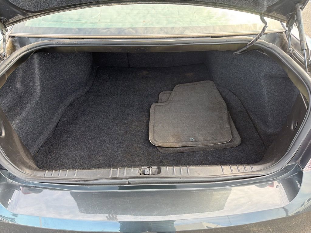 Used 2014 Chevrolet Impala LT w/ LT Sunroof Package FWD image 23