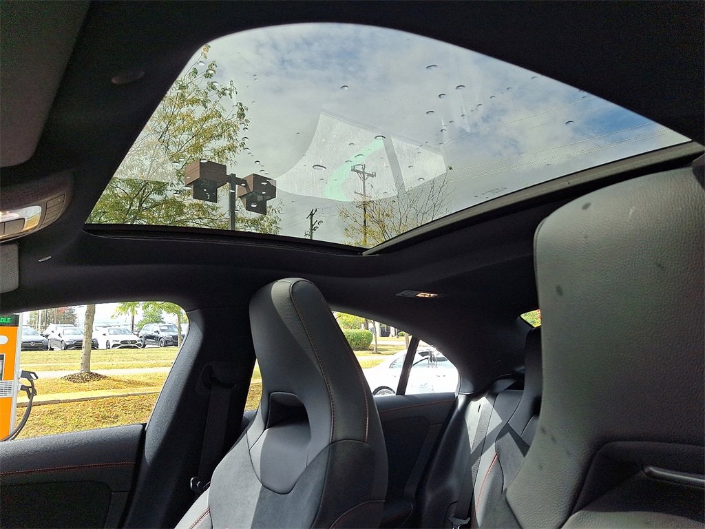 Used 2024 Mercedes-Benz CLA 250 4MATIC image 17