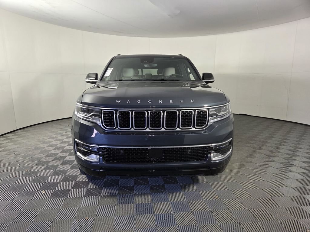 Certified 2025 Jeep Wagoneer 4WD image 3