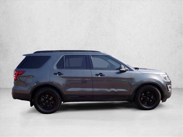Used 2017 Ford Explorer Sport w/ Equipment Group 401A AWD/4WD image 5