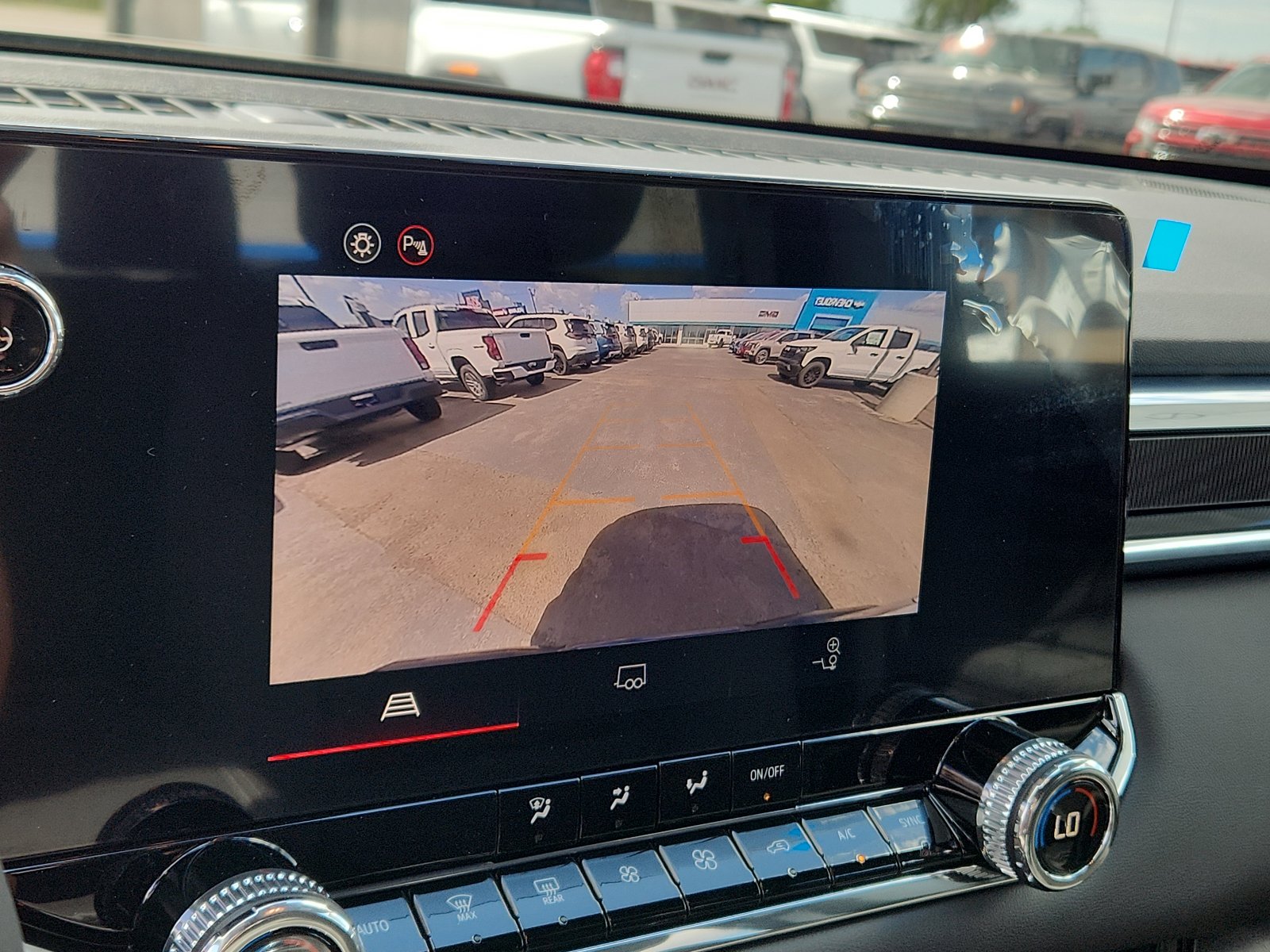 New 2026 GMC Canyon Elevation w/ Convenience Package image 13