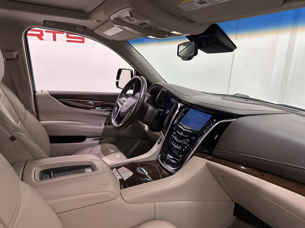 Used 2016 Cadillac Escalade Premium RWD image 59