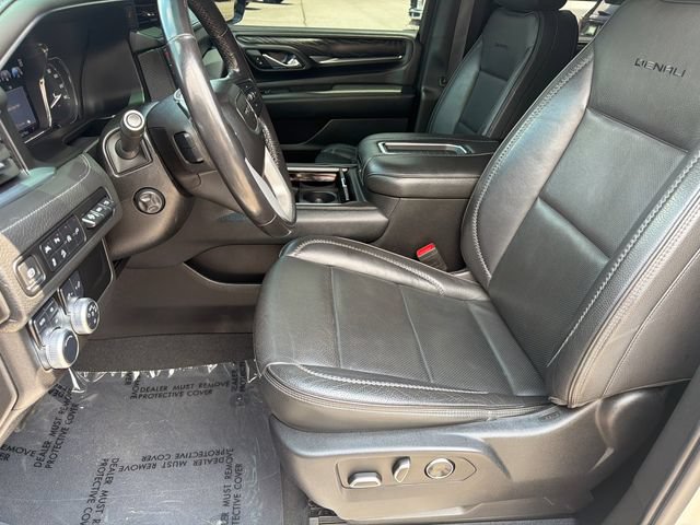 Used 2021 GMC Yukon Denali w/ Denali Premium Package AWD/4WD image 9