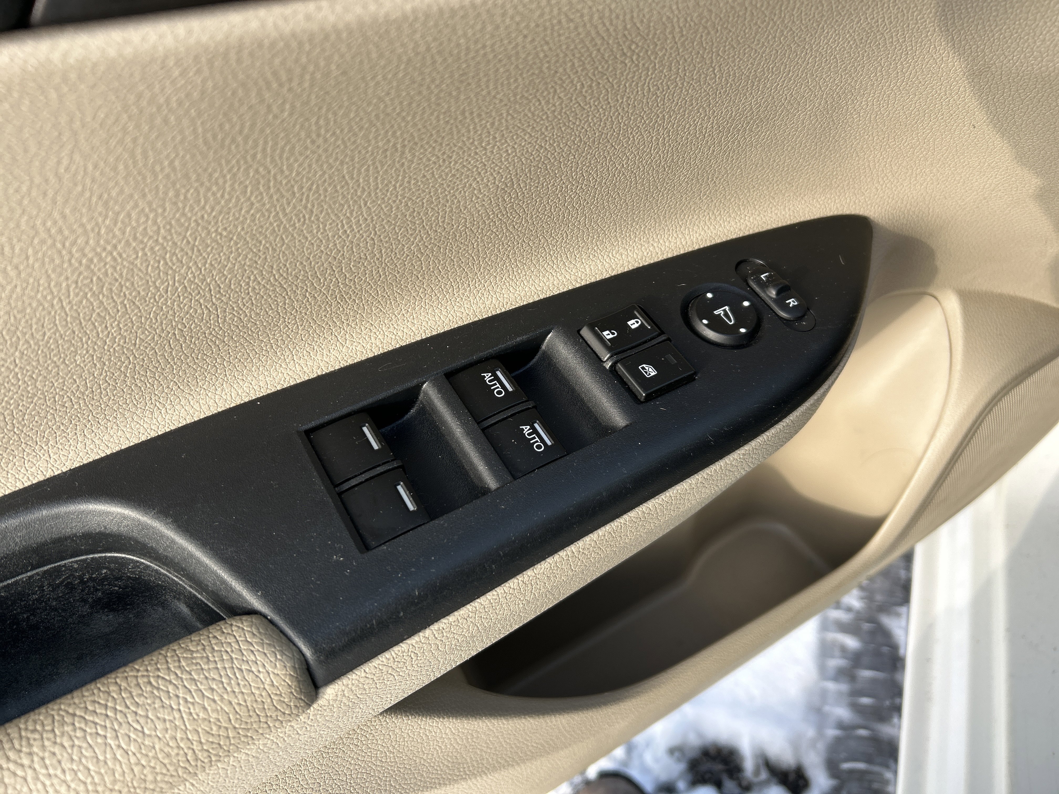 Used 2014 Honda Accord EX-L image 15