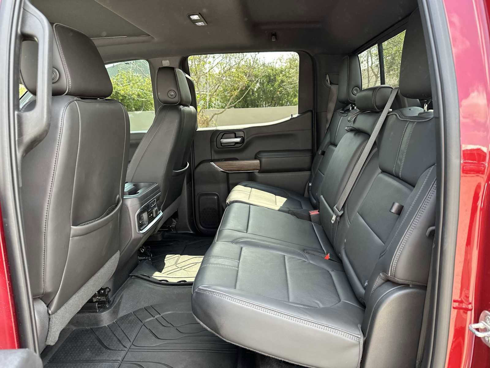 Used 2019 Chevrolet Silverado 1500 High Country w/ Z71 Off-Road Package image 18