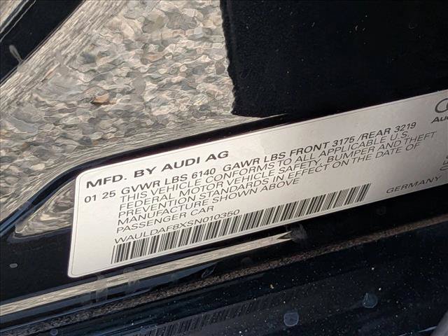 Used 2025 Audi A8 L 3.0T AWD/4WD image 26