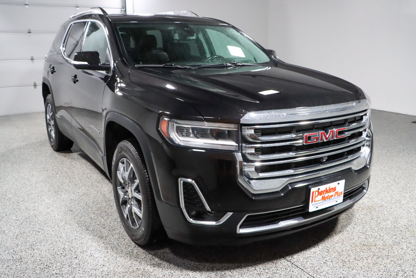 Used 2022 GMC Acadia SLT w/ Technology Package FWD image 5