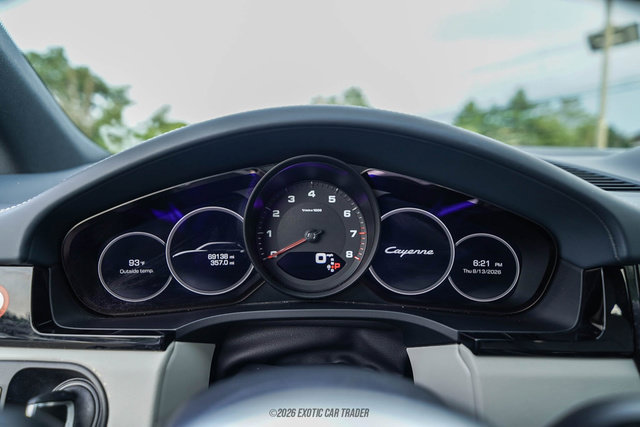 Used 2020 Porsche Cayenne AWD/4WD image 21