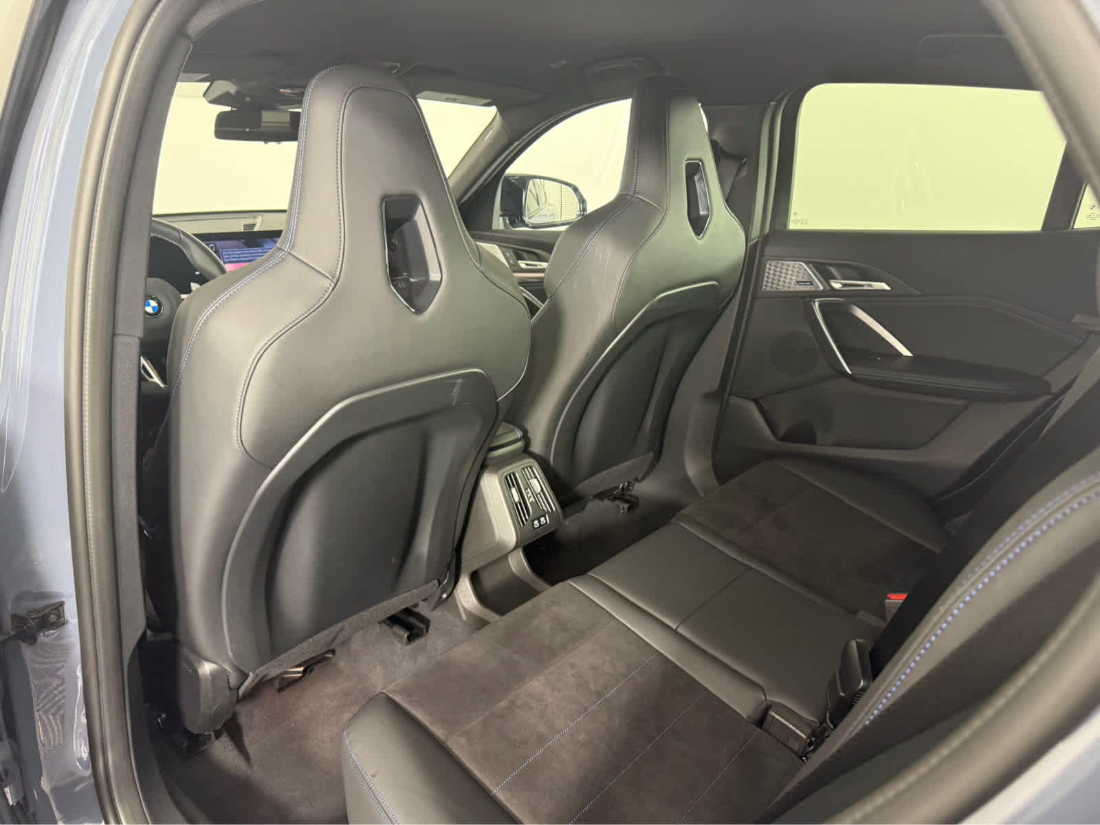 Used 2025 BMW X2 M35i w/ M Sport Professional Package AWD/4WD image 13