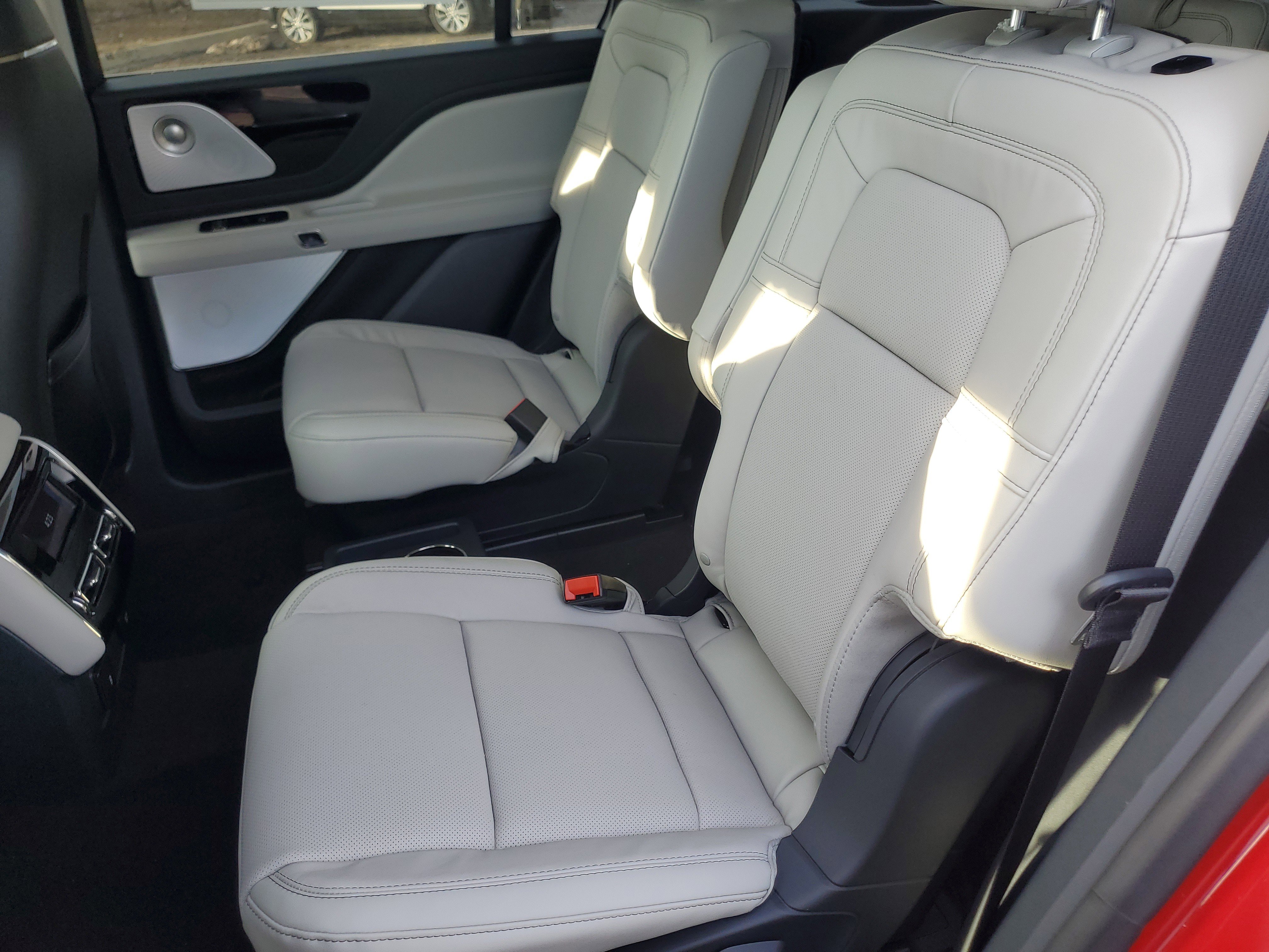 New 2026 Lincoln Aviator Reserve image 26