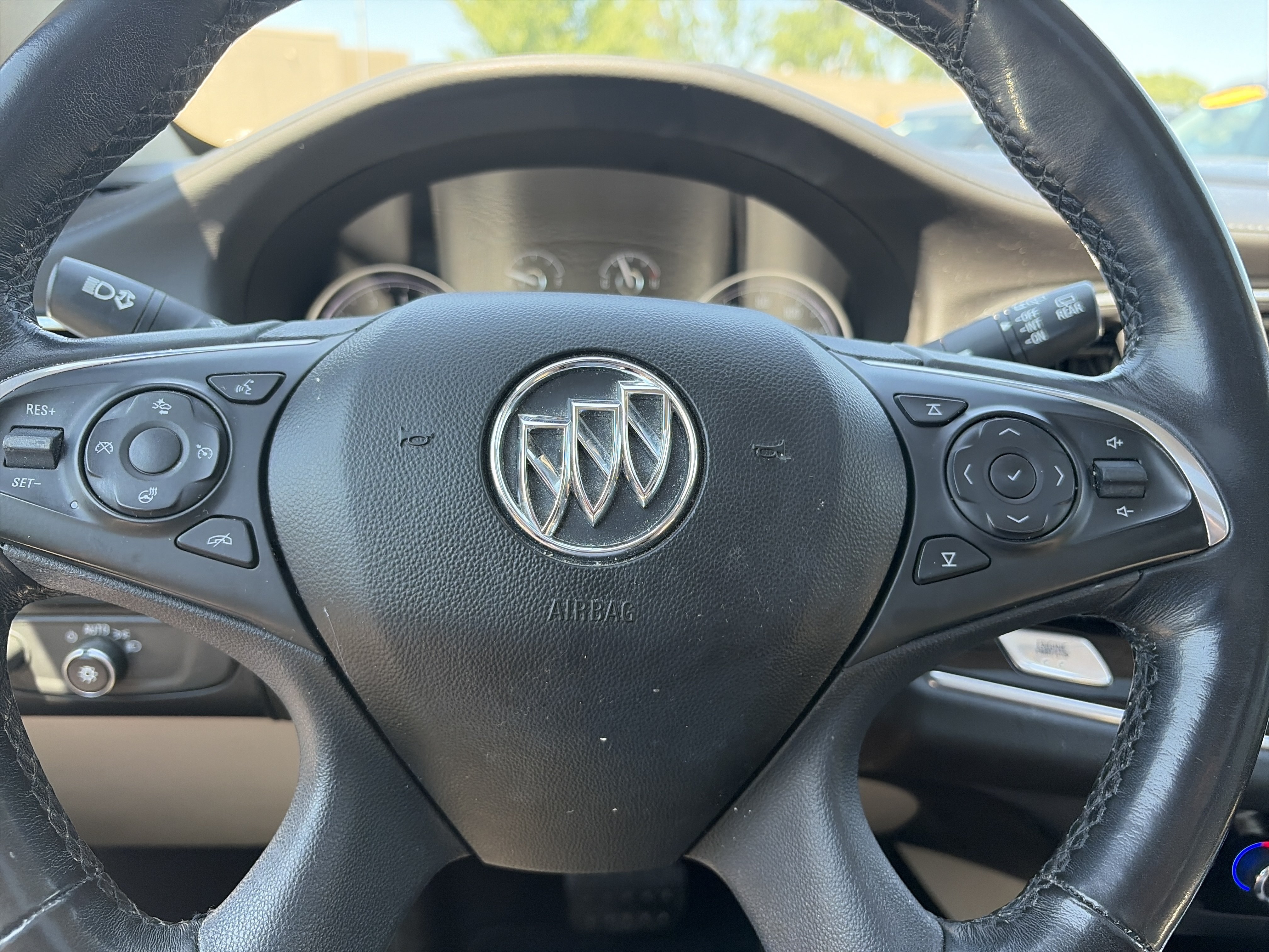 Used 2019 Buick Enclave Premium w/ Experience Buick Package AWD/4WD image 22