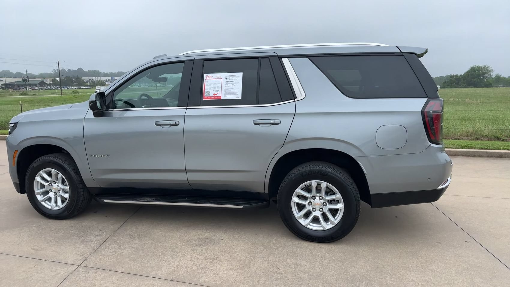 Used 2025 Chevrolet Tahoe LT AWD/4WD image 6