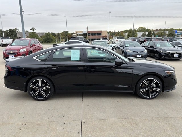 Certified 2025 Honda Accord Sport image 4