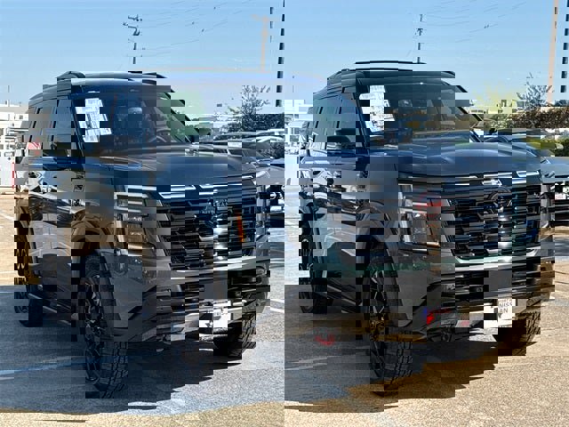 New 2026 Nissan Armada PRO-4X w/ Captain's Chari Seat Package image 2