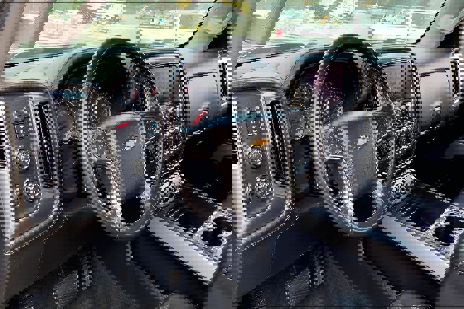 Used 2017 Chevrolet Silverado 2500 LTZ w/ Midnight Edition image 16