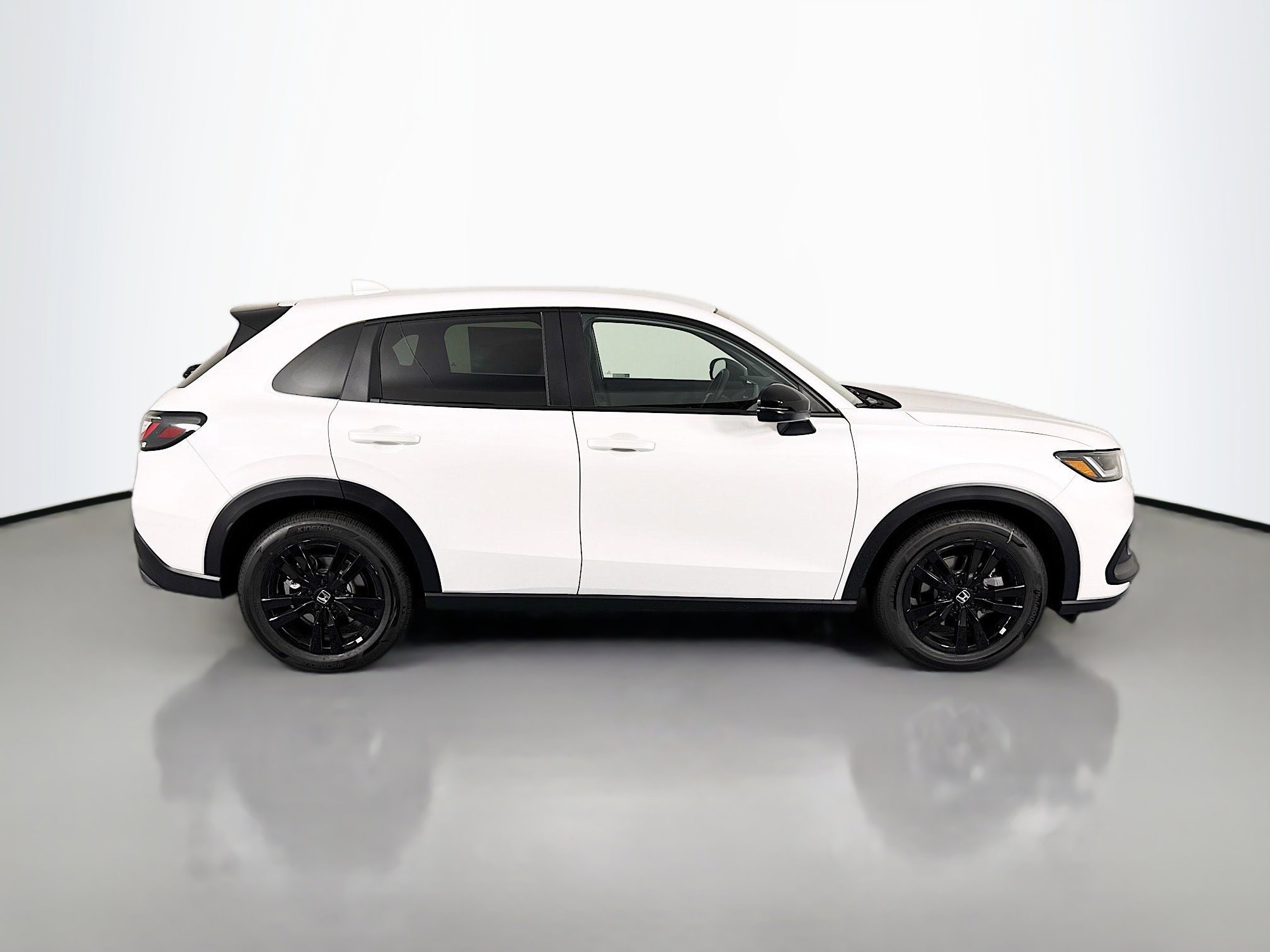 New 2026 Honda HR-V Sport image 4