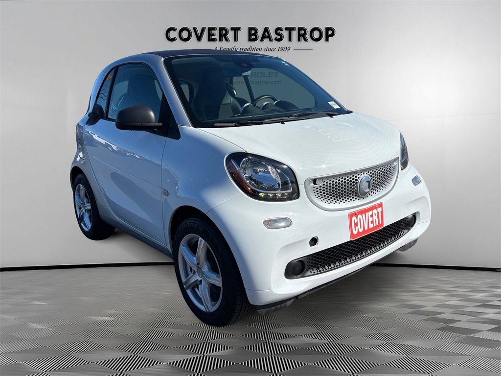 Used 2016 smart fortwo pure image 7