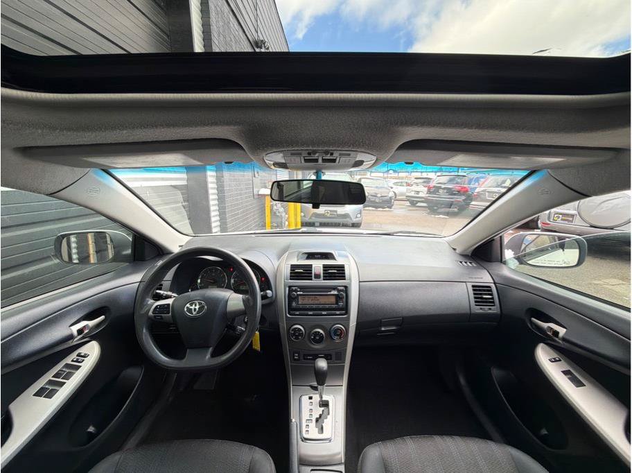 Used 2012 Toyota Corolla S FWD image 14