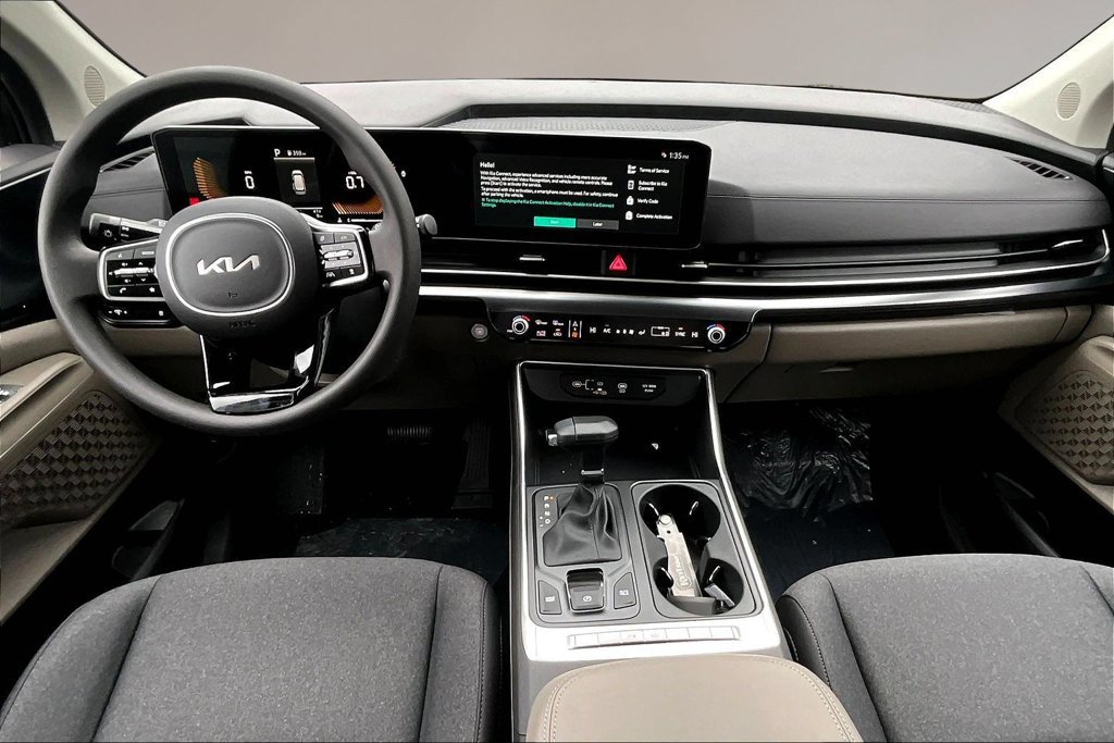 New 2026 Kia Carnival LX FWD image 5