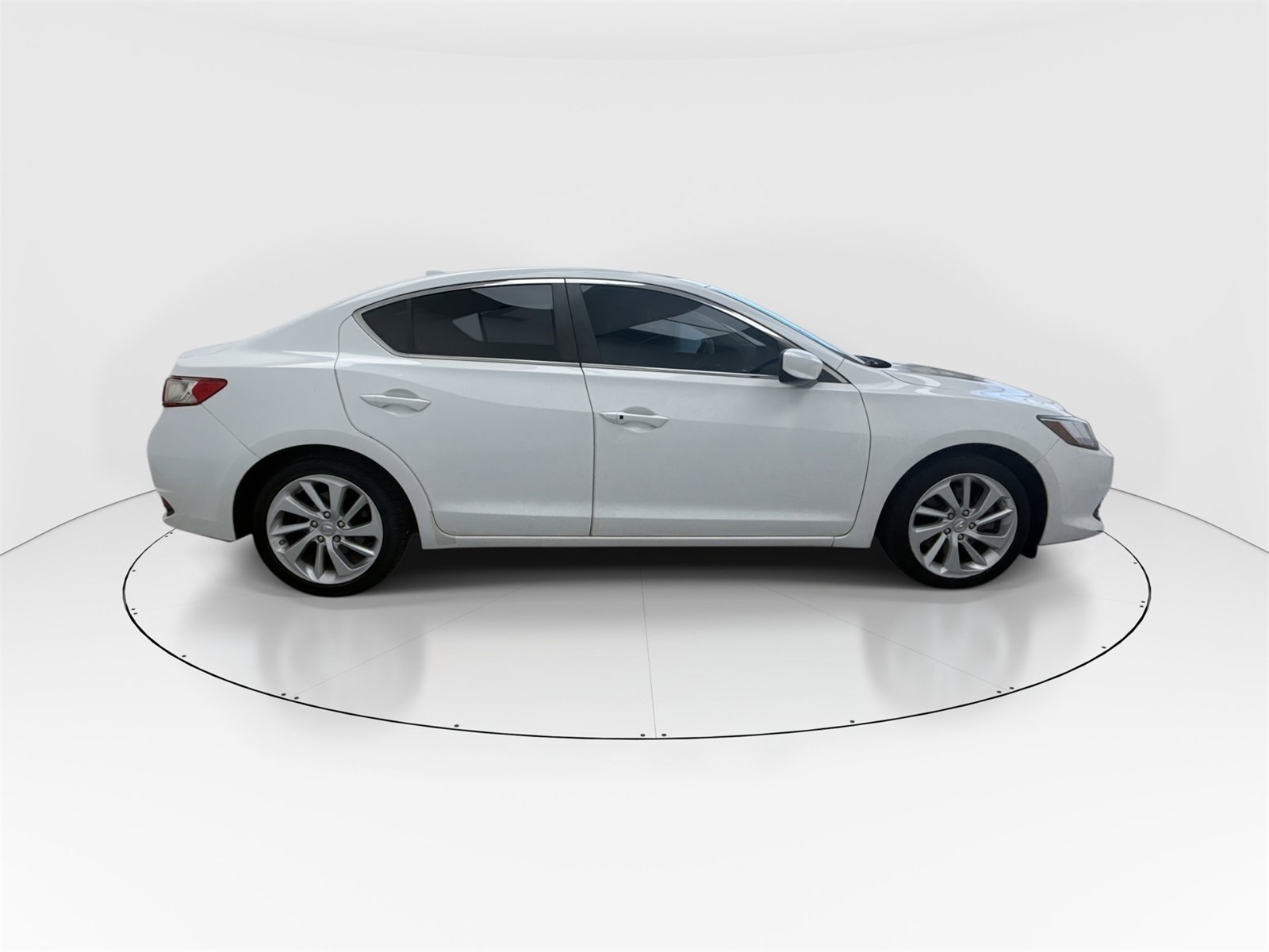 Used 2017 Acura ILX image 9