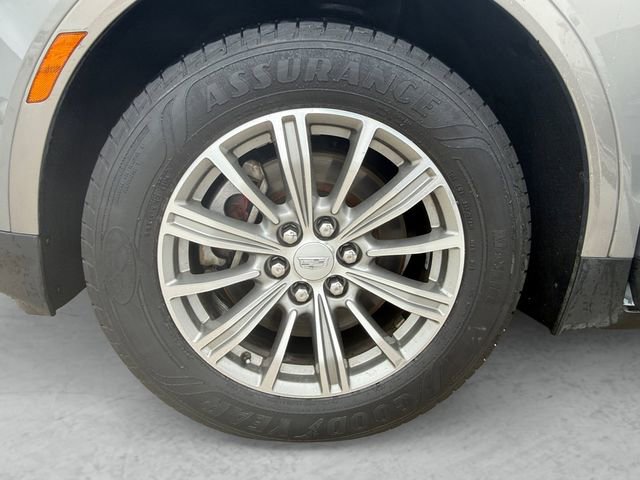 Used 2017 Cadillac XT5 Luxury w/ Driver Awareness Package image 23