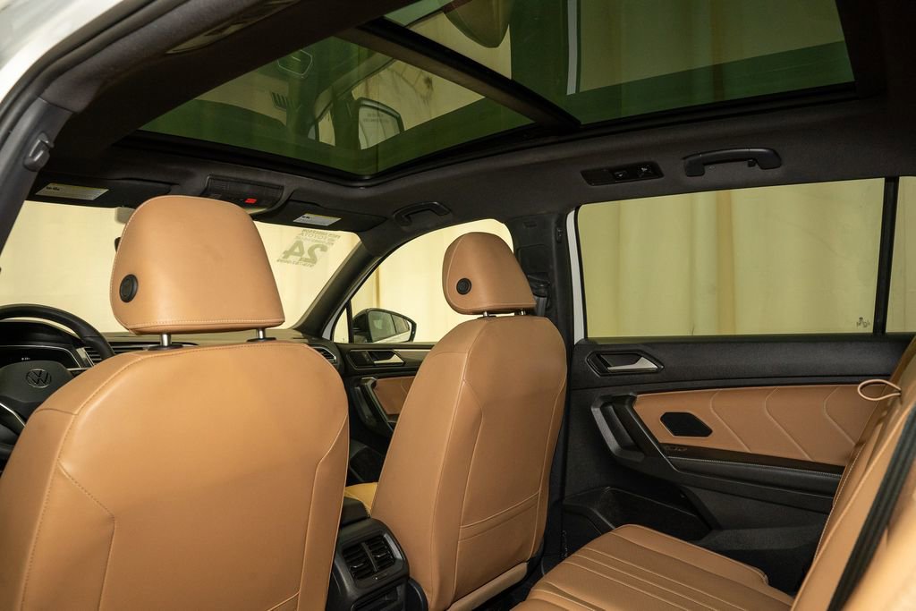 Used 2024 Volkswagen Tiguan SE R-Line image 10