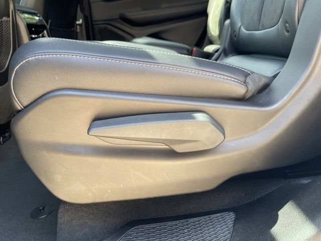 Used 2025 Jeep Grand Cherokee L Altitude AWD/4WD image 34
