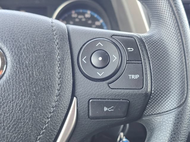Used 2018 Toyota RAV4 LE w/ All Weather Liner Package AWD/4WD image 17