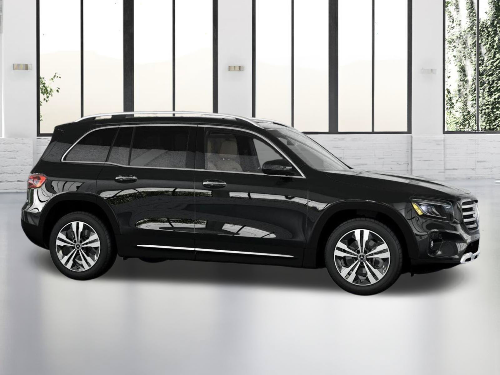 Used 2026 Mercedes-Benz GLB 250 4MATIC image 14