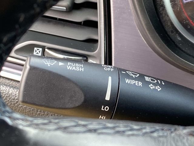 Used 2018 Dodge Challenger SXT image 17