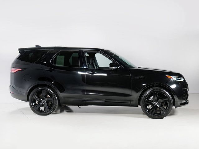 Certified 2025 Land Rover Discovery Dynamic SE AWD/4WD image 30